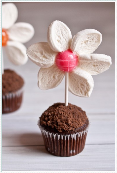 Flower cupcake