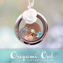 Origami Owl necklace