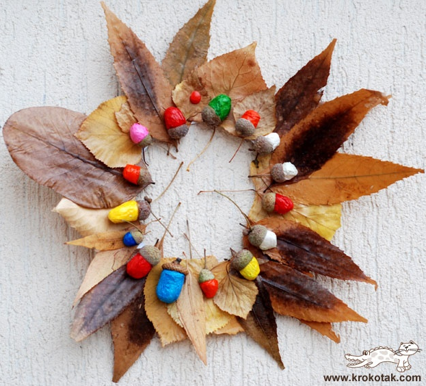 DIY leaf wreath